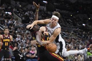 在每场比赛 在每场比赛